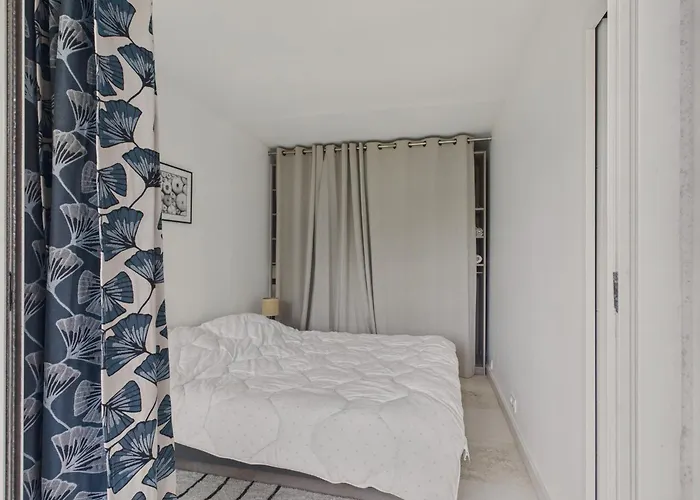 A 350m De La Plage, Pour 2 - Balcon *